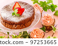 Gateau chocolate and cupcake 97253665