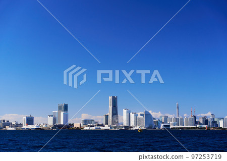 Coastal scenery of Yokohama Port (Minatomirai) 97253719