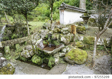大分縣由布市六所大人泉由布院、鰻魚姬神社 大分縣由布市六所大人泉由布院、鰻魚姬神社 97255209