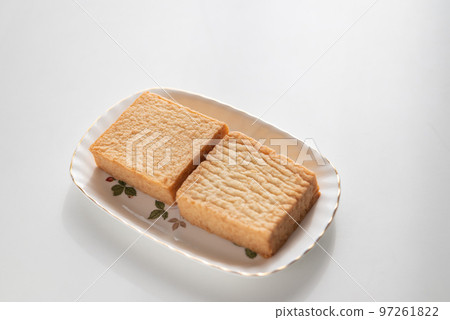 健康的油炸豆腐 97261822