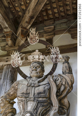 江東三山龍山西明寺二王像 97261968