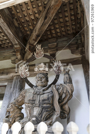 江東三山龍山西明寺二王像 97261969