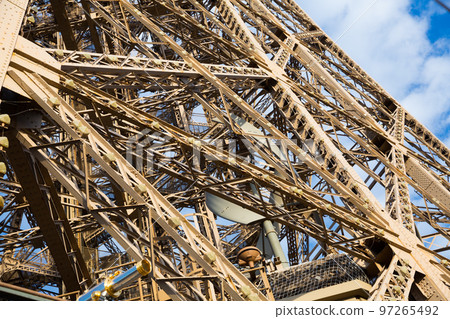 Metal frames of Eiffel Tower, Paris 97265492