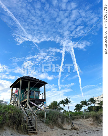 Lifeguard tower on the popular beach Lifeguard tower on the popular beach 97265789