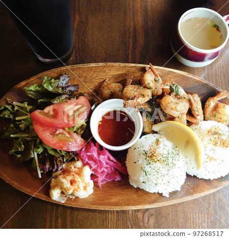 蒜蓉蝦套圖 97268517