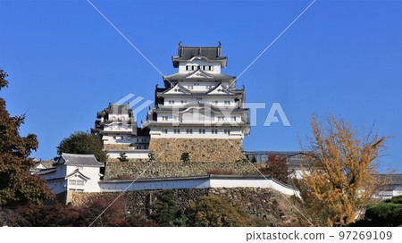 Himeji Castle (Hyogo ken Himeji city) Himeji Castle (Hyogo ken Himeji city) 97269109