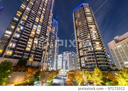 "Tokyo" Night view of Tokyo Tower Mansion / Harumi area "Tokyo" Night view of Tokyo Tower Mansion / Harumi area 97272012