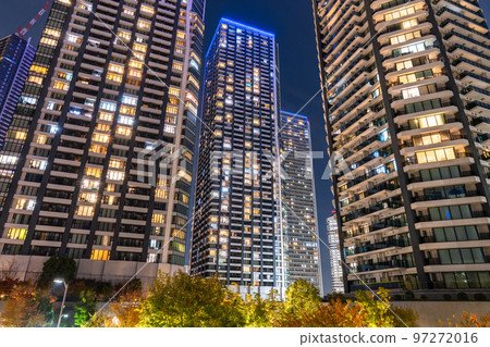 "Tokyo" Night view of Tokyo Tower Mansion / Harumi area 97272016