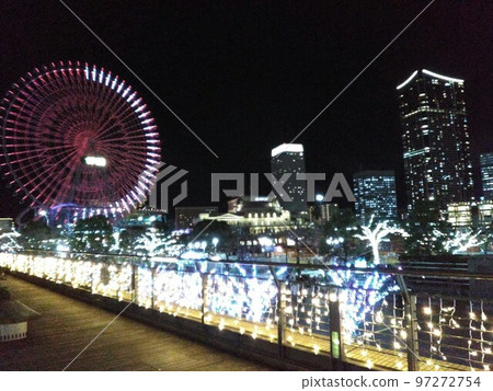 Yokohama Minato Mirai illumination Ferris wheel 97272754