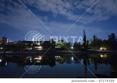 Reflection of the Devil's wheel in the lake 97274389