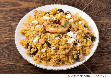 organic quinoa salad 97274715