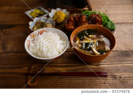 一湯兩面炸雞 97274978