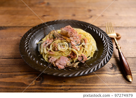 紫蘇糊意大利面 97274979