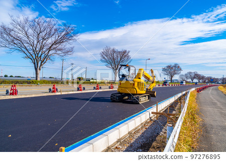 增加主幹道 17 號國道上武道上行車道數量的工作 2022.12 b-2 高飽和度 97276895