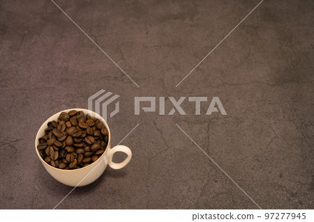 Coffee beans  97277945