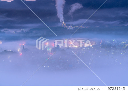 《埼玉縣》秩父・夢幻般的雲海夜景 《埼玉縣》秩父・夢幻般的雲海夜景 97281245