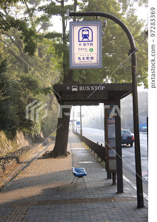 Kyoto Karasuma Street in the early morning of November 2020 Kyoto Karasuma Street in the early morning of November 2020 97283369