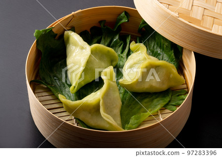 Green Ha Khao（蝦餃） 97283396