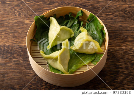 Green Ha Khao（蝦餃） 97283398