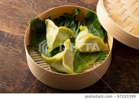 Green Ha Khao（蝦餃） 97283399