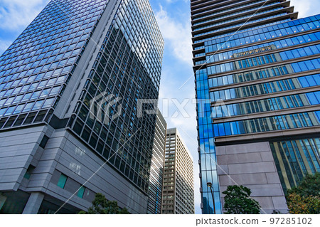 Buildings in Tokyo with beautiful morning light Buildings in Tokyo with beautiful morning light 97285102