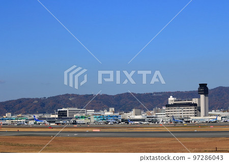 從Skypark看大阪國際機場全景 97286043