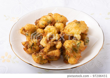 orange cauliflower fritters 97286431