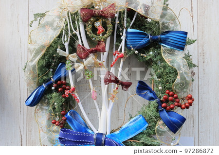 Christmas wreath  97286872
