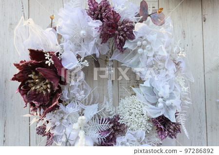 Christmas wreath  97286892