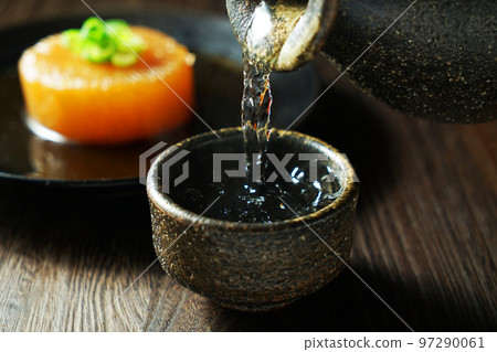 Poured sake and radish stew Poured sake and radish stew 97290061