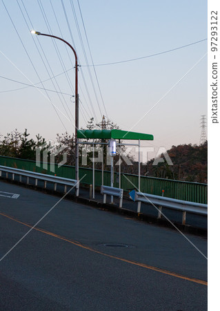 巴士站 巴士站 97293122