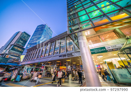 Cityscape of Tokyo, Japan View of KEIO Inokashira Line Shibuya Station (entrance) from in front of Shibuya Mark City = December 15 Cityscape of Tokyo, Japan View of KEIO Inokashira Line Shibuya Station (entrance) from in front of Shibuya Mark City = December 15 97297990