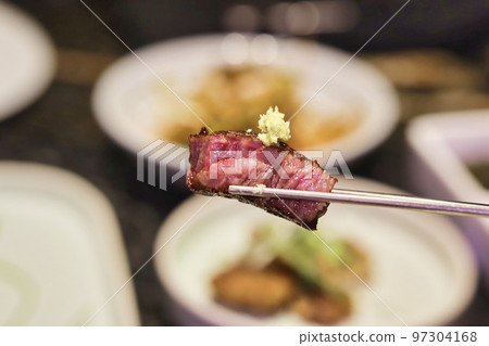 烤韓牛沙朗配菜 97304168