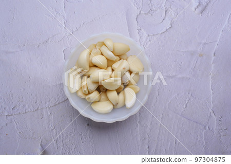close up pf garlic on white background, 97304875