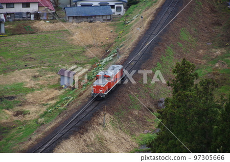 Atarizawa Line near Atarizawa Single locomotive forwarding Atarizawa Line near Atarizawa Single locomotive forwarding 97305666