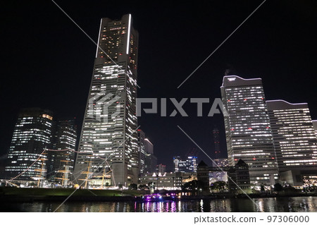 Minato Mirai夜景 97306000