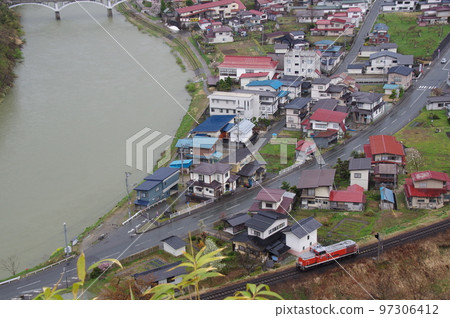 Atarizawa Line Mogami River and single locomotive forwarding Atarizawa Line Mogami River and single locomotive forwarding 97306412