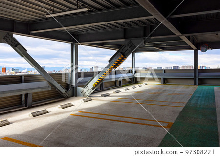 Parking garage 97308221