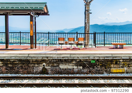 Obasute Station, Nagano Prefecture ~Platform overlooking Zenkojidaira~ Obasute Station, Nagano Prefecture ~Platform overlooking Zenkojidaira~ 97312290