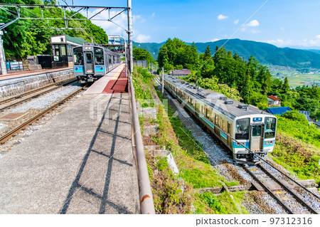 長野縣小幕手站～本線列車和折返站停靠～ 97312316