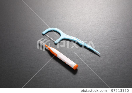 牙縫刷和牙籤 97313550