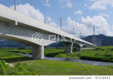 北陸新幹線擴建工程,日野川橋,中平吹町,越前市,2022 年 7 月 北陸新幹線擴建工程,日野川橋,中平吹町,越前市,2022 年 7 月 97318431