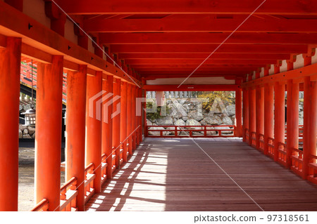 宮島嚴島神社走廊 宮島嚴島神社走廊 97318561