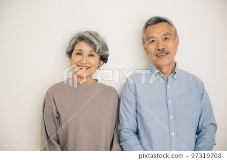 A smiling senior couple A smiling senior couple 97319708
