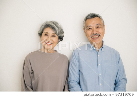 A smiling senior couple A smiling senior couple 97319709