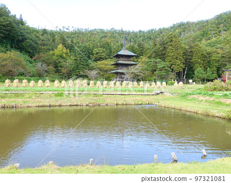 Akutsu Hachiman Shrine Inakui Takahata Town Akutsu Hachiman Shrine Inakui Takahata Town 97321081
