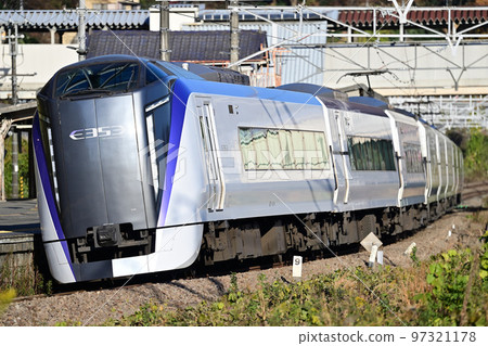 中央本線上野原 JR 東日本 E353 系列 S108 編隊（松本）梓開司 97321178