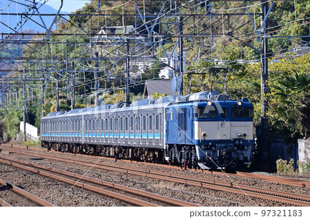 東海道本線二宮大磯 JR 東 EF64-1031 + 205 系列 500 系列 R11 + R12 編隊報廢 東海道本線二宮大磯 JR 東 EF64-1031 + 205 系列 500 系列 R11 + R12 編隊報廢 97321183