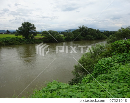 Kitakami River Rising 97321948
