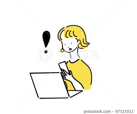 在筆記本電腦前看手機的女人 97325011